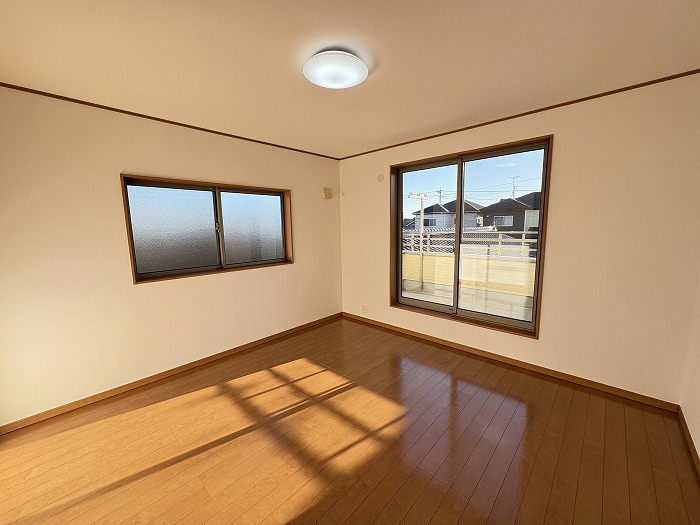 中古戸建　一宮市丹陽町外崎　平成20年築の洋室