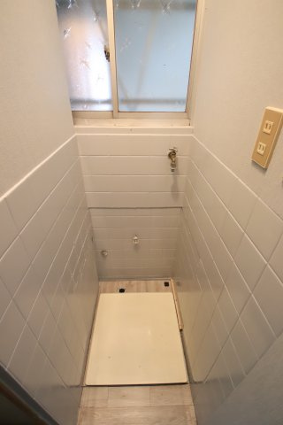 【設備】 | 東野中戸建 | 室内洗濯機置場