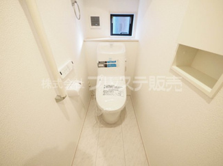 【トイレ】 | 現地写真（１号地１階トイレ）温水洗浄便座を標準装備！