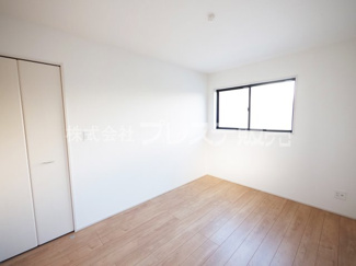 【洋室】 | 現地写真（１号地２階洋室）