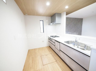 【キッチン】 | 現地写真（１号地キッチン）人気の対面キッチン♪食器洗い乾燥機＆浄水器を標準装備！