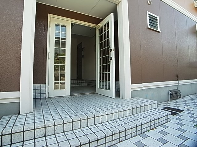 神戸市須磨区北落合４丁目のアパート