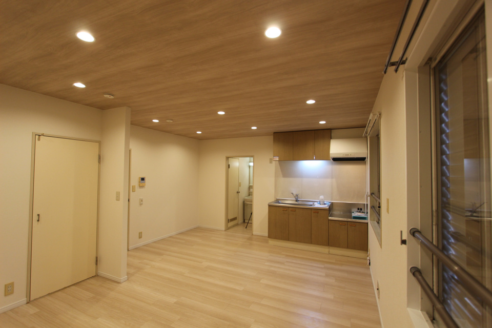 ルミエールエビナ