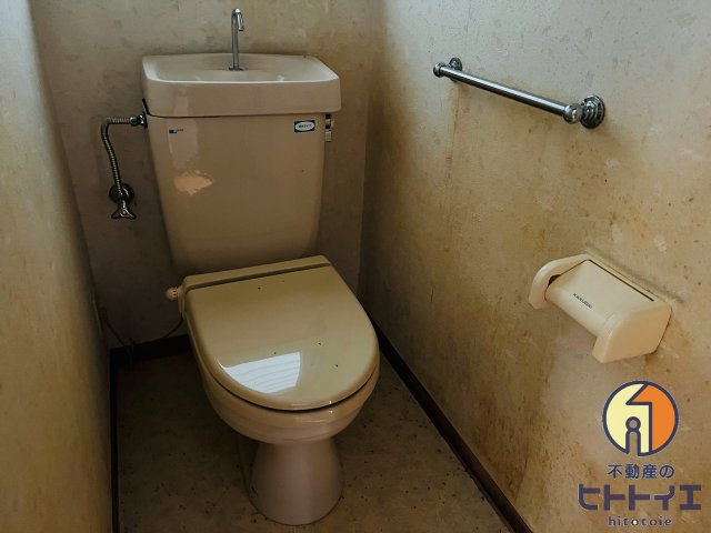 平島アパートのトイレ