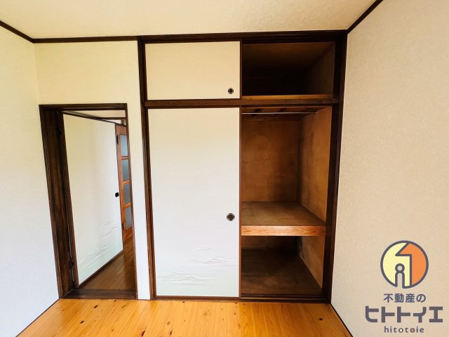 平島アパートの収納