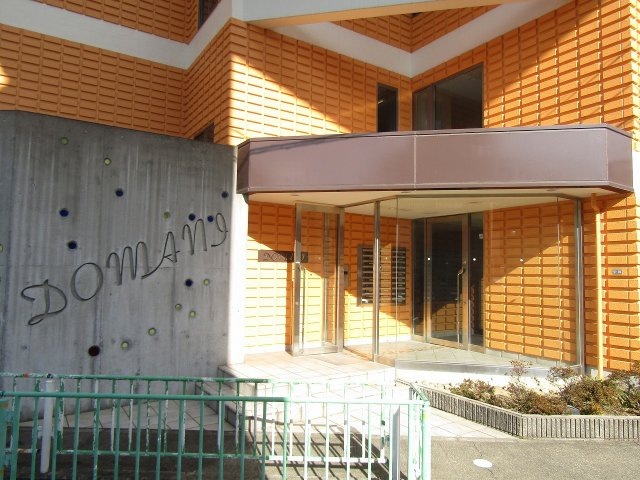 ドマーニのエントランス