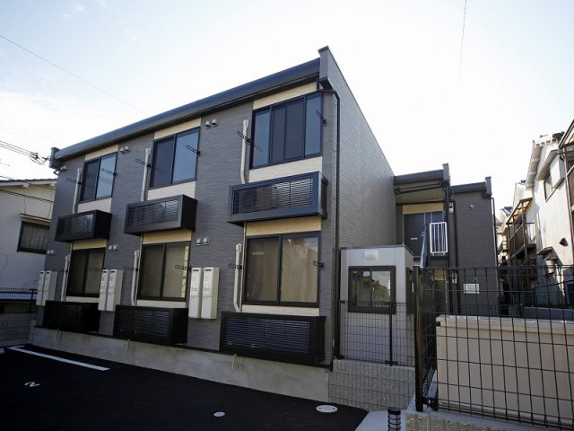 神戸市須磨区一ノ谷町２丁目のアパートの外観