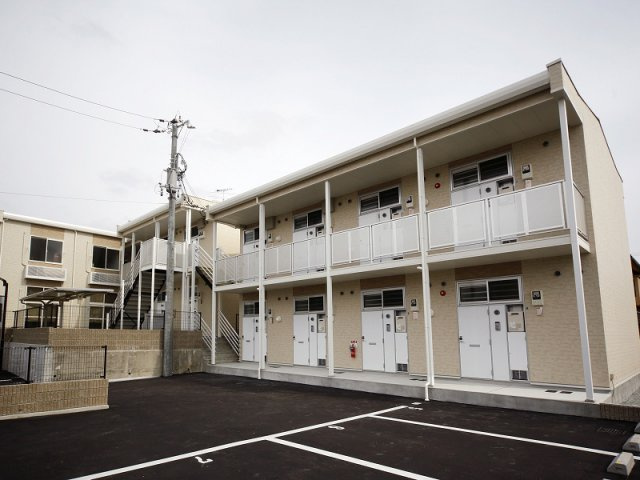 神戸市須磨区東落合３丁目のアパートの外観