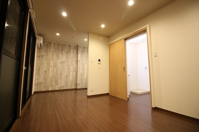 テラスハウス川端