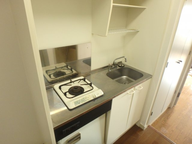 アーバンフジのキッチン|別部屋同間取りのお写真となります。参考にご覧くださいませ。