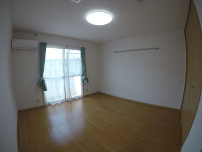 【洋室】 | メゾンソレイユ