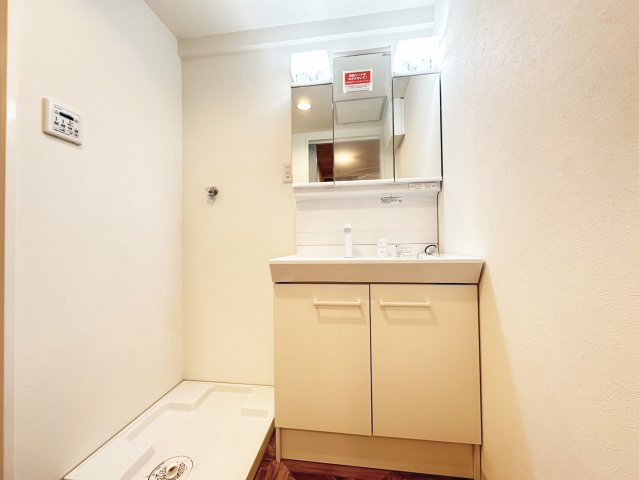 サニーハイツ塔南　2階の独立洗面台