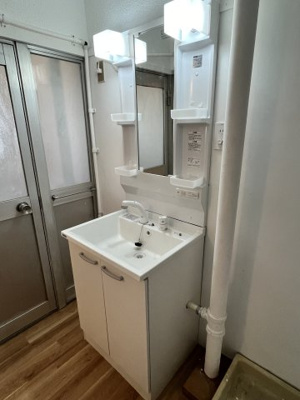 【洗面所】 | ヴィラナリー日田 | コンパクトで使いやすい洗面所