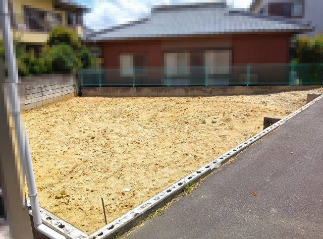 鴨田本町　土地の外観