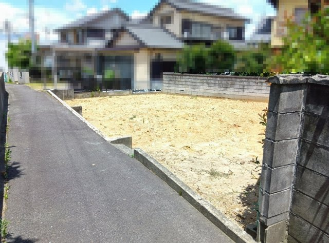 鴨田本町　土地の周辺
