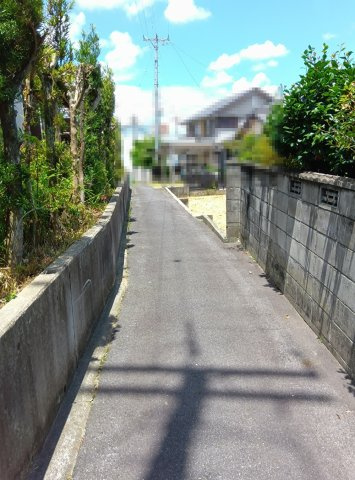 鴨田本町　土地の周辺