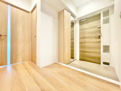 【玄関】 | 吹田ロイヤルマンション | エイブルだけの嬉しいサービス、ご用意しております。詳細は、お気軽に当社までお問合せ下さいませ！