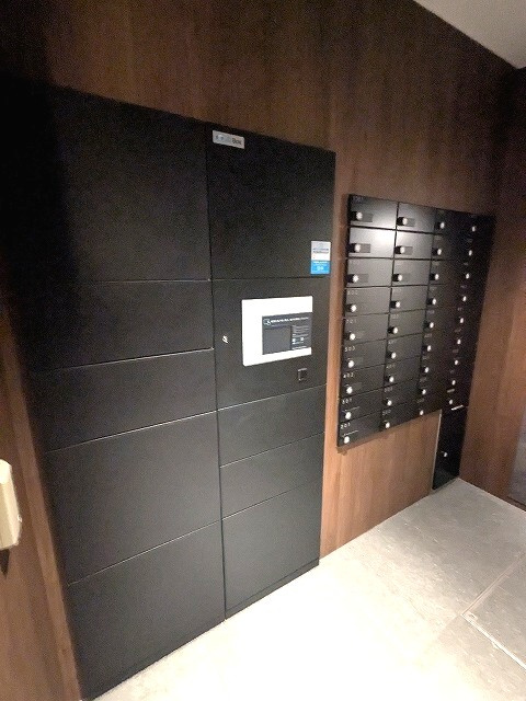 ParkAxis上野グレイスコートのロビー