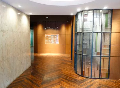 プロパレス安土町ビルのロビー|毎日通るロビーはこのようになっています