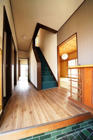 【玄関】 | 古河市諸川　中古戸建（オーナーチェンジ）