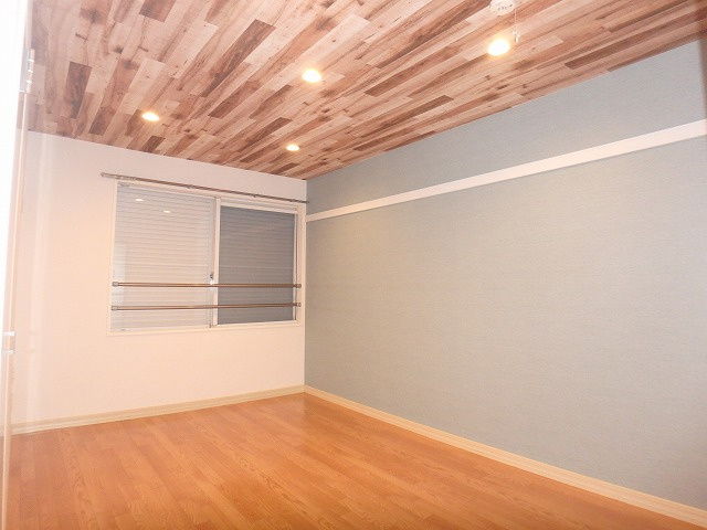 エステート新宿A