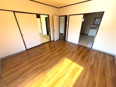 【居間・リビング】 | 市原市椎の木台1丁目　中古戸建