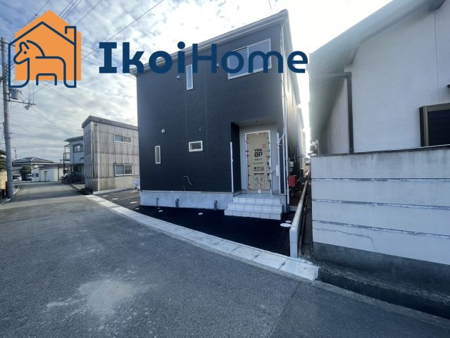 明石市二見町西二見　新築　1号棟の駐車場|～ご見学に関して～平日や夜間でもご案内可能。決まったお時間で身動きが取れない方も臨機応変に対応します