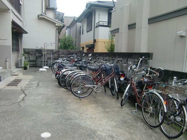高匠マンションのその他共用部分|駐輪場
