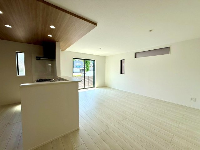 高知市大谷公園町2期1棟の居間・リビング