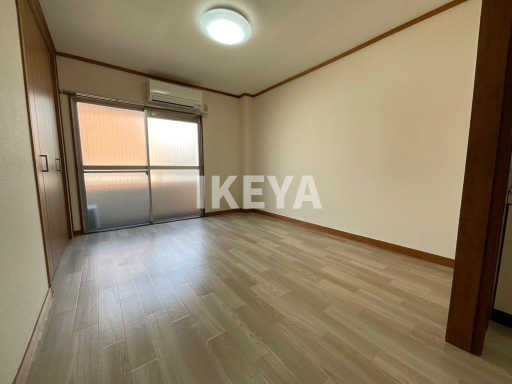 ハイツ南ながらの居間・リビング