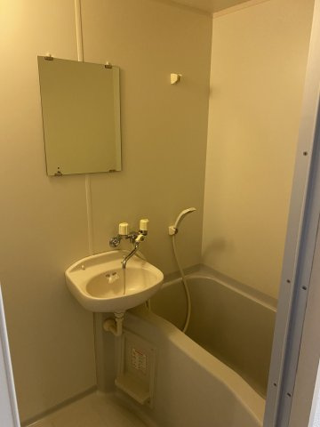 北野ハウスの浴室|日々の疲れを癒すお風呂付です