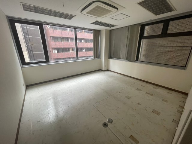 みなと元町ビルの内装|内装は落ち着いています