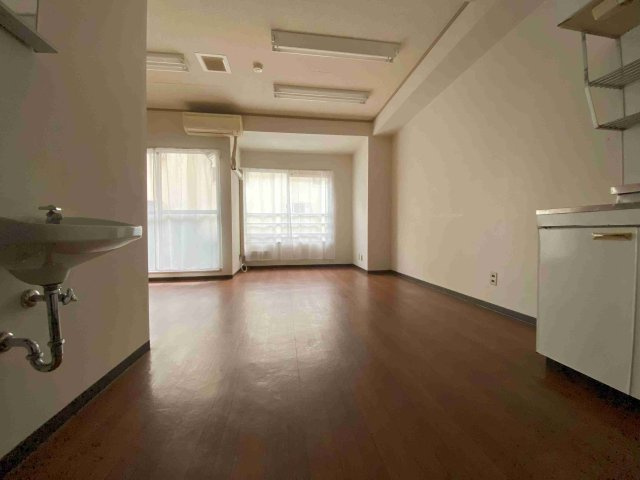 東門エースタウンビルの洋室|スタンダードな洋室です