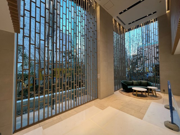 【エントランス】 | 【エントランスホール】2層吹抜けの開放感溢れるエントランスホール！