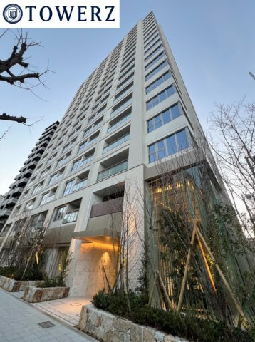 【外観】 | 【外観】白を基調とした気品あるファサードデザイン！北堀江に建つ新築マンション♪