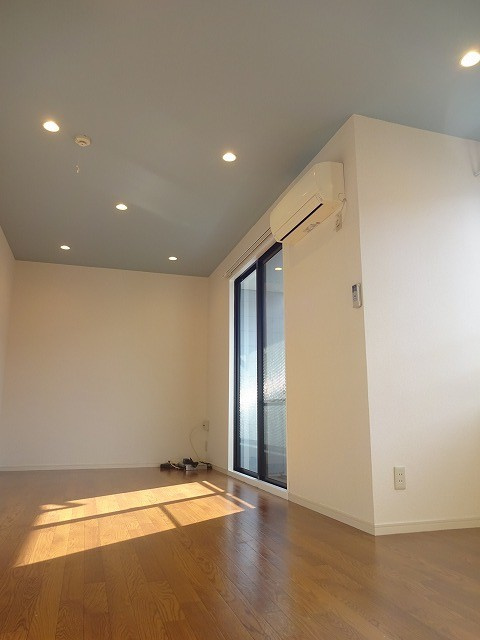 ビューラー上星 四番館