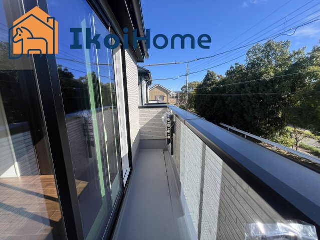 神戸市西区糀台1丁目　新築一戸建　１号棟のエントランス|●年中無休：当日予約可●南東向きバルコニー。屋根は８～万円バルコニー設置できます。