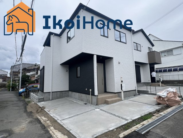 明石市大久保町西島　新築戸建　10期2号棟の外観|来客時も安心の駐車スペース2台♪角地♪食洗機付きで家事もスムーズ♪WICもあって収納豊富♪