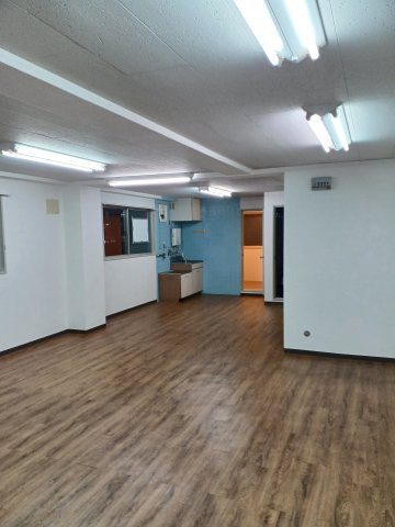 高橋ビルの内装|内装は落ち着いています