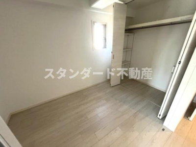 【洋室】 | Alivis北梅田