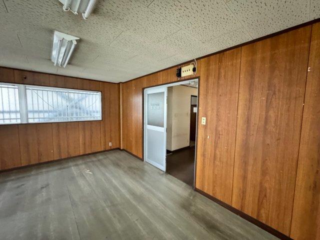 神港ビルの内装|中はこのようになっています