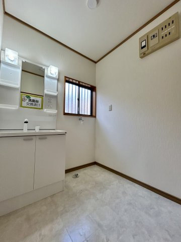 【中古戸建】児玉郡上里町七本木の独立洗面台|■洗面室