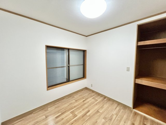 【中古戸建】児玉郡上里町七本木の洋室|■洋室