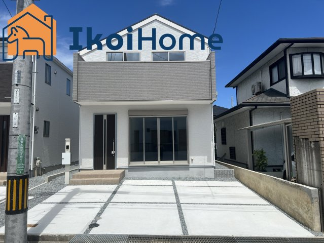 神戸市西区美賀多台5丁目　新築一戸建　２号棟の外観|南西向きで陽当り・通風も良好で、広いバルコニーでお洗濯もよく乾きます♪