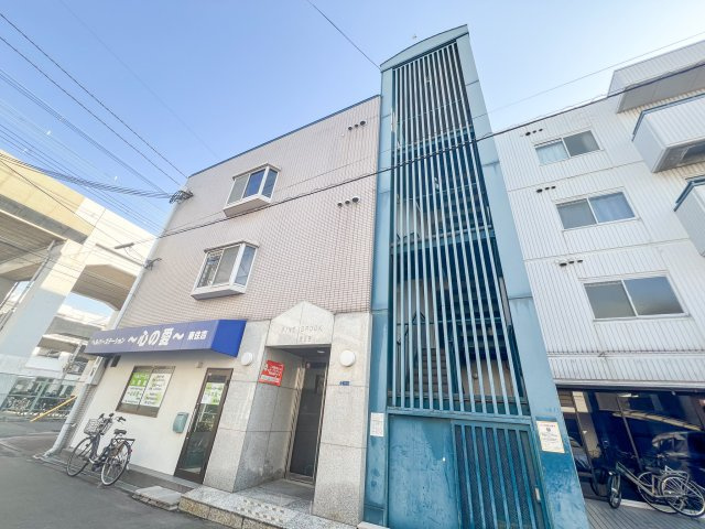 パインブルック東住吉の外観