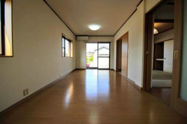 ピュアハイツの居間・リビング