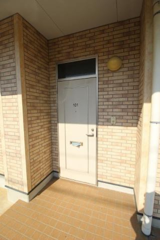 ピュアハイツの玄関