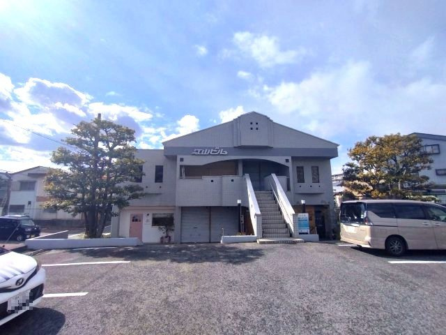 江山ビルの外観