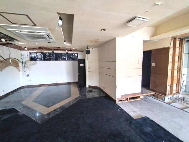 江山ビルの内装