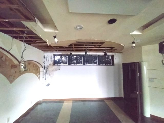 江山ビルの内装